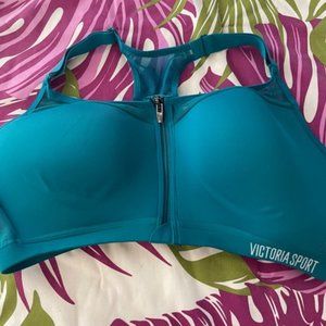 Victoria Secret Front close Sports Bra